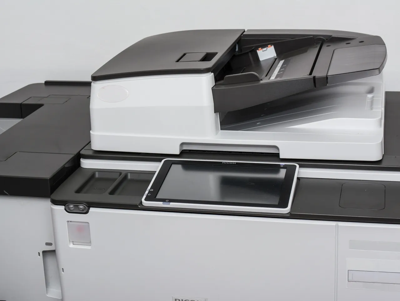 Ricoh copier image symbolizing lease tracking and automatic renewals